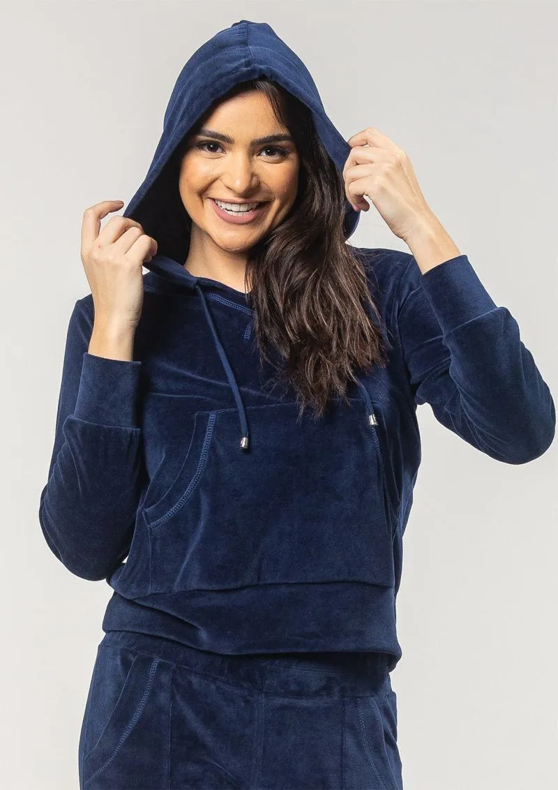Casacos Femininos Essenciais para o Inverno: Os 5 Modelos que Você Precisa