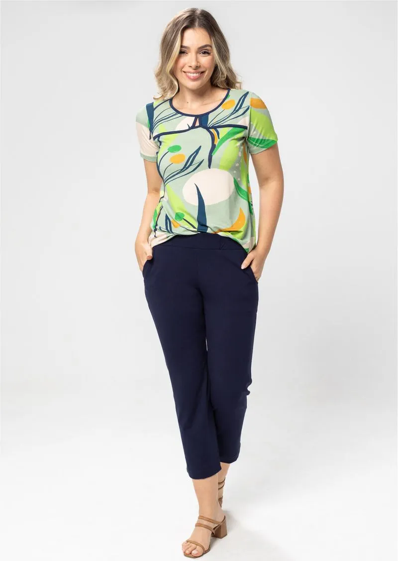 Calça Capri: Como Criar Looks Sofisticados para o Dia a Dia