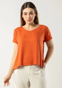 Blusa em Viscose: Por Que Escolher Esse Tecido no Verão?
